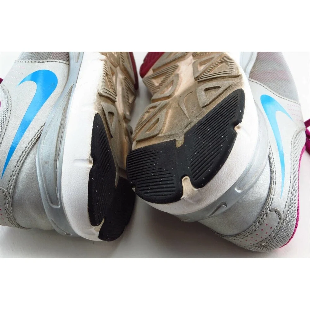 Nike‎ Women Training Shoes Flex TR 2 Size 7.5 Gray Lace-Up Fabric Athletic - Picture 7 of 8
